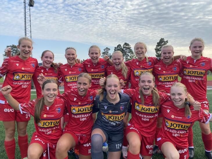 SF Kvinner J17 etter 3-2 seier mot Randesund